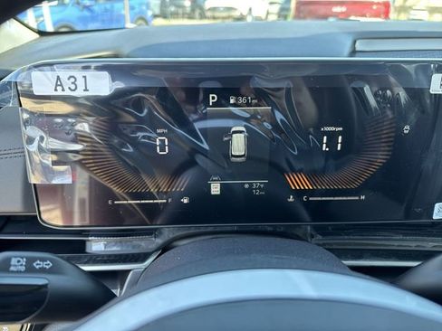 New 2026 Kia Carnival LX FWD image 16