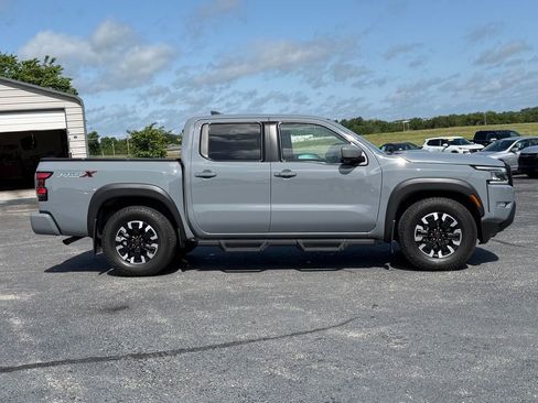 Used 2024 Nissan Frontier Pro-X RWD image 4