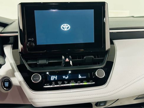 Certified 2023 Toyota Corolla SE w/ Carpet Mat Package (TMS) image 11