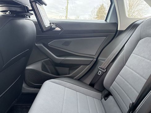 New 2026 Volkswagen Jetta SE FWD image 27