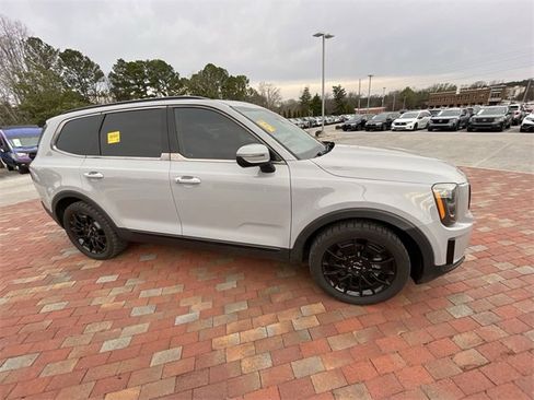 Used 2022 Kia Telluride EX w/ EX Premium Package image 23
