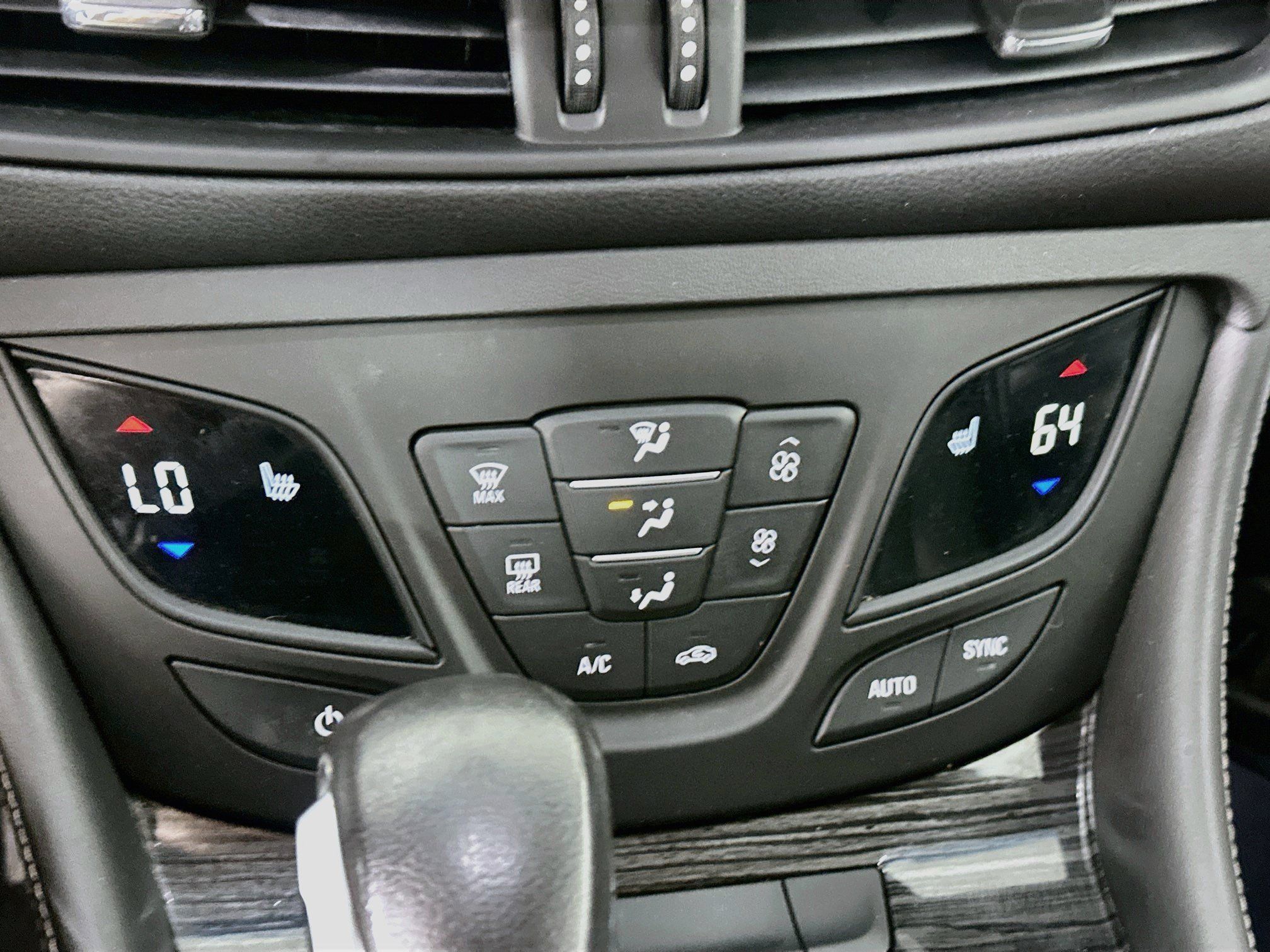 Used 2017 Buick Envision Essence FWD image 22