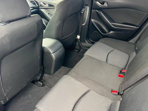 Used 2016 MAZDA MAZDA3 i Sport FWD image 12