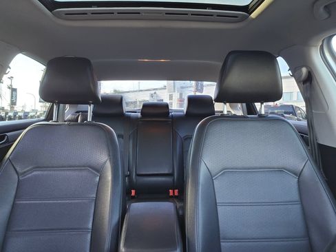 Used 2019 Volkswagen Passat 2.0T Wolfsburg w/ Wheels & Sunroof Package FWD image 27