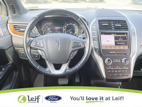 Used 2017 Lincoln MKC Select w/ Select Plus Package image 23