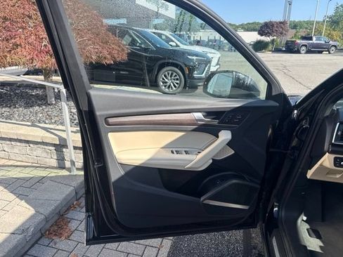 Used 2023 Audi Q5 2.0T Prestige AWD/4WD image 9