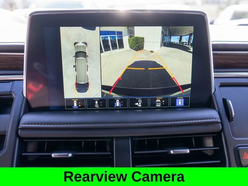 Used 2024 Chevrolet Suburban High Country AWD/4WD image 27