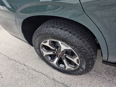 Used 2026 GMC Yukon AT4 Ultimate w/ LPO, Floor Liner Package AWD/4WD image 12