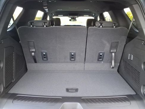 New 2026 Chevrolet Tahoe LS w/ LS Custom Edition AWD/4WD image 17