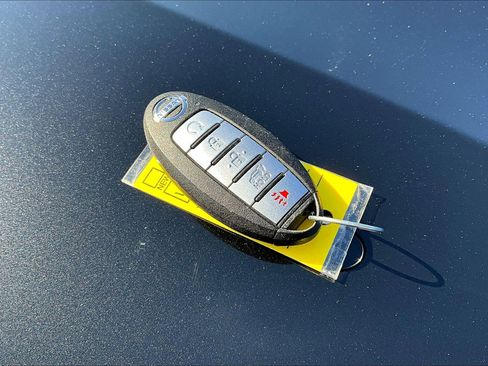 Used 2021 Nissan Murano Platinum w/ Cargo Package image 38