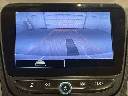 Used 2022 Chevrolet Malibu LT FWD image 44
