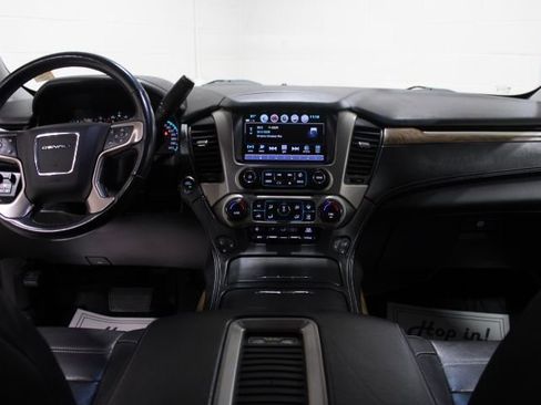Used 2019 GMC Yukon Denali w/ Denali Ultimate Package image 31