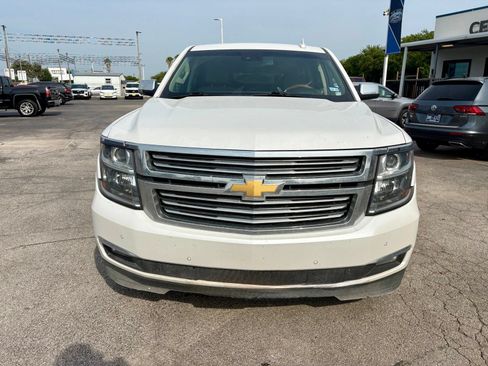 Used 2018 Chevrolet Suburban Premier RWD image 10