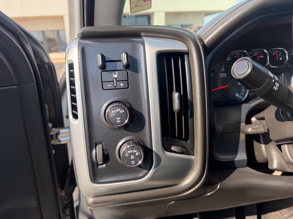 Used 2018 GMC Sierra 1500 SLT w/ Texas SLT Premium Package AWD/4WD image 27