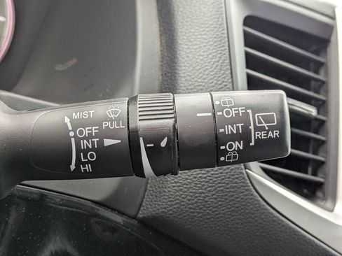 Certified 2018 Honda Pilot Touring image 25