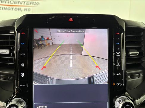 Used 2026 RAM 2500 Big Horn AWD/4WD image 19