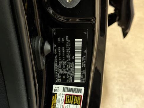 Used 2025 Toyota Sienna XLE w/ XLE Plus Package AWD/4WD image 14