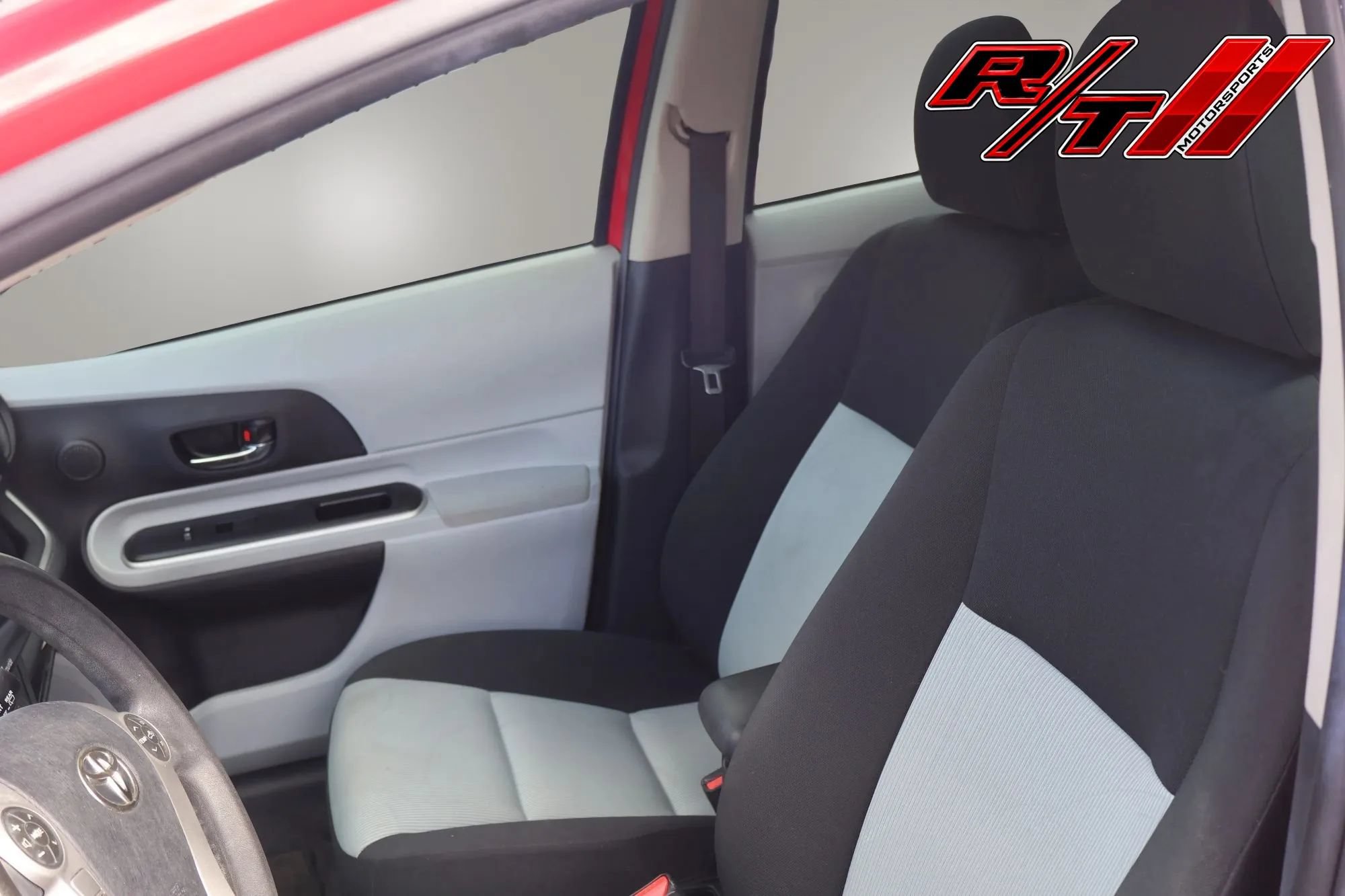 Used 2014 Toyota Prius C Two FWD image 15