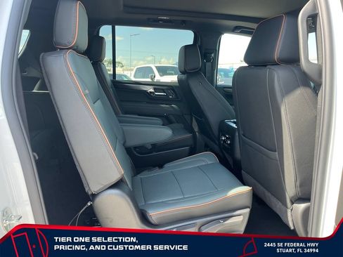 New 2026 GMC Yukon XL AT4 AWD/4WD image 18