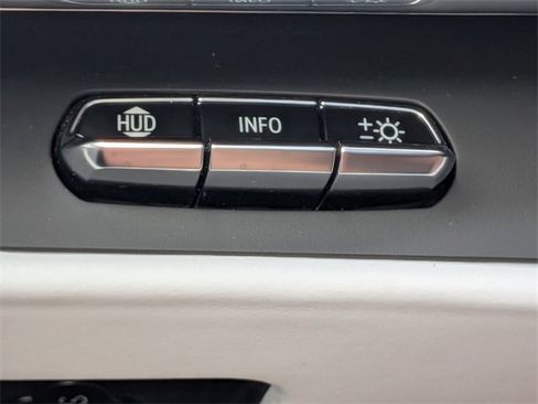 Used 2023 Chevrolet Corvette Stingray Premium Conv w/ Z51 Performance Package image 30