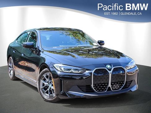 Used 2023 BMW i4 eDrive40 RWD image 1