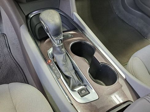 Used 2022 Chevrolet Malibu LT image 18