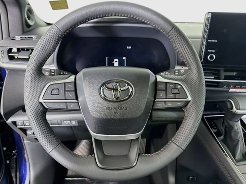 New 2026 Toyota Sienna Limited AWD/4WD image 12