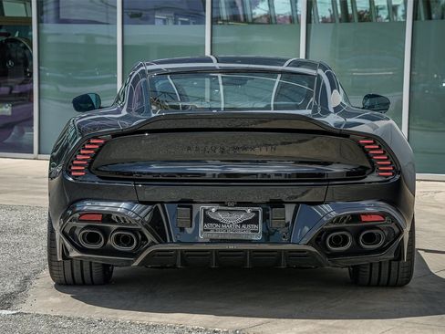 New 2025 Aston Martin Vanquish Coupe image 20