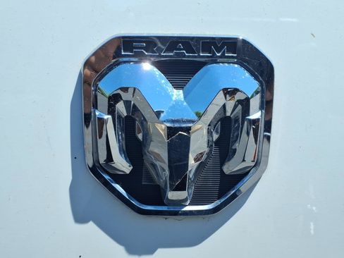 Used 2025 RAM ProMaster 2500 w/ Convenience Group FWD image 14