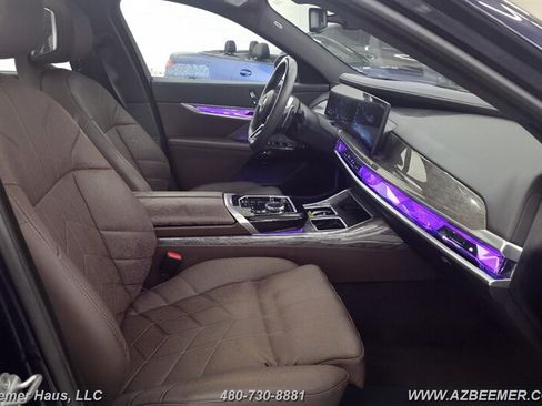 Used 2024 BMW 740i xDrive w/ Executive Package AWD/4WD image 38
