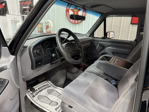 Used 1997 Ford F350 4x4 Crew Cab image 6