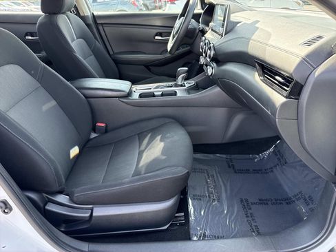 Used 2023 Nissan Sentra SV FWD image 25
