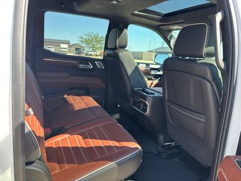 Used 2023 GMC Sierra 1500 Denali Ultimate AWD/4WD image 29