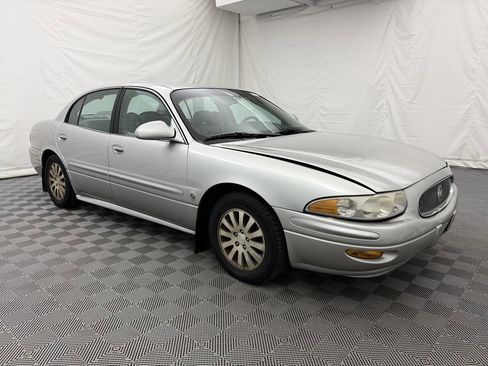 Used 2005 Buick Le Sabre Custom w/ Leather and Sound Group image 2