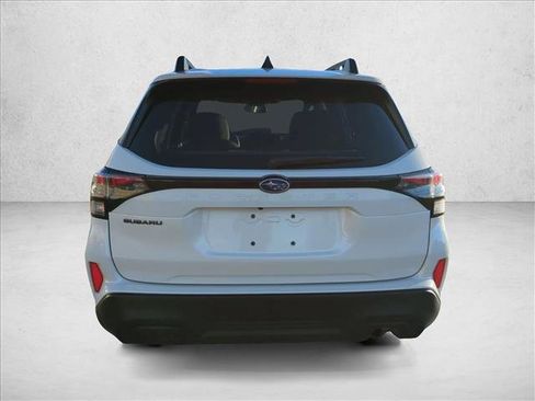 Certified 2025 Subaru Forester Premium image 8