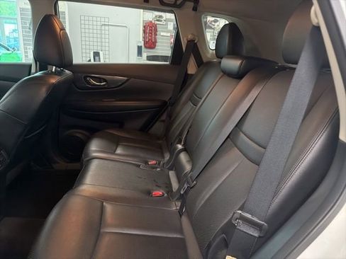 Used 2016 Nissan Rogue SL w/ SL Premium Package AWD/4WD image 23