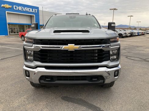 Certified 2025 Chevrolet Silverado 2500 LT image 3