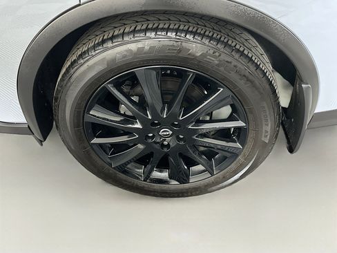 Used 2024 Nissan Murano SV w/ SV Midnight Edition Package AWD/4WD image 11