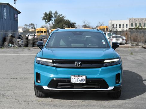 Used 2024 Honda Prologue Touring image 2