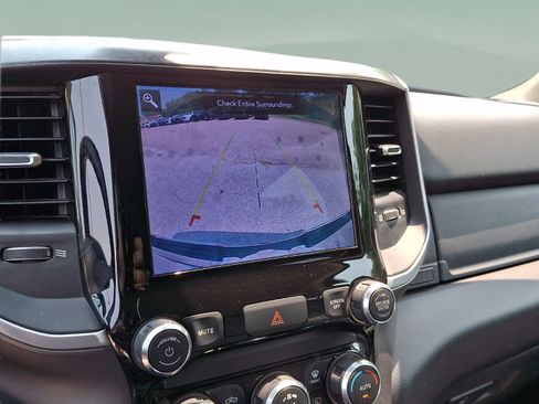 Certified 2019 RAM 1500 Big Horn AWD/4WD image 16