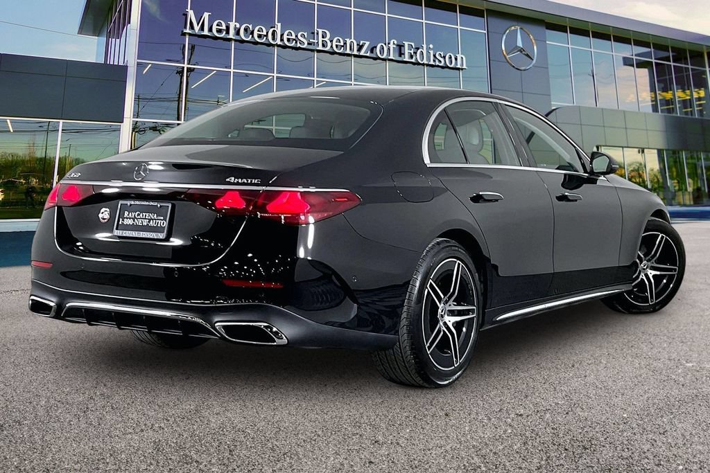 Used 2026 Mercedes-Benz E 350 4MATIC Sedan image 10