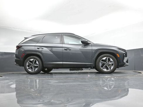 Used 2025 Hyundai Tucson SEL FWD image 45