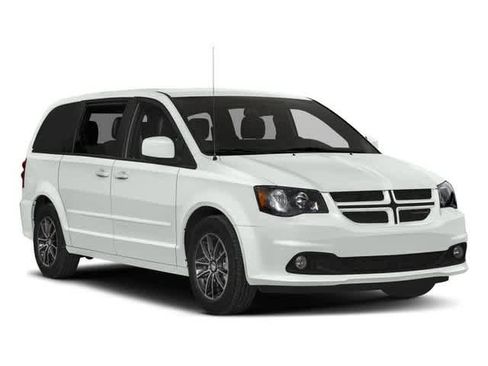 Used 2018 Dodge Grand Caravan GT image 6