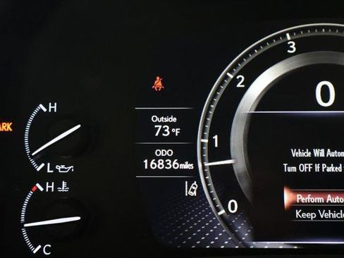 Certified 2024 Lexus LX 600 4WD w/ Luxury Package image 18