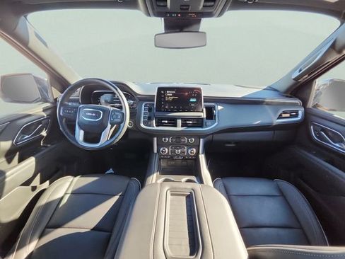 Used 2023 GMC Yukon XL SLT image 33