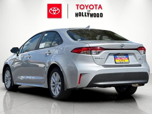 New 2026 Toyota Corolla LE FWD image 6