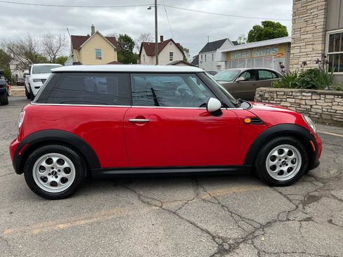 Used 2012 MINI Cooper Hardtop FWD image 2