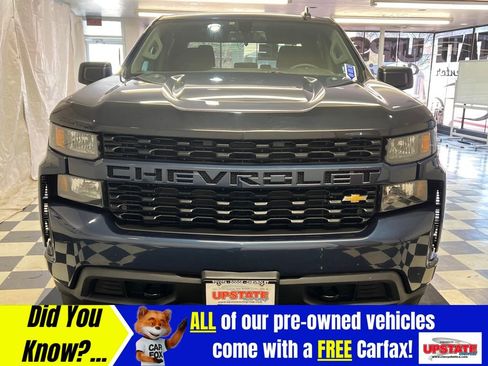 Used 2019 Chevrolet Silverado 1500 Custom w/ Custom Value Package image 2