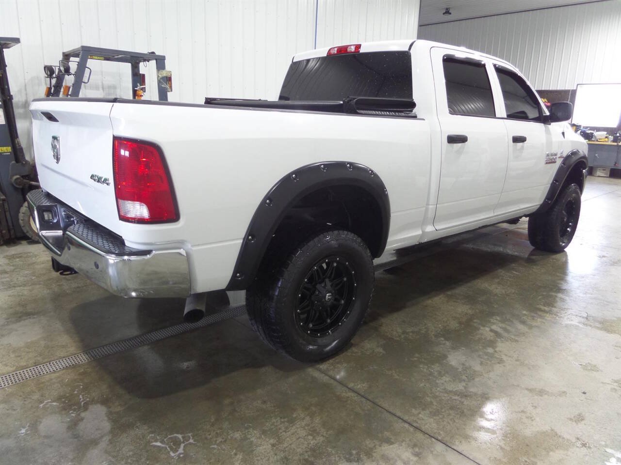 Used 2016 RAM 2500 ST AWD/4WD image 2