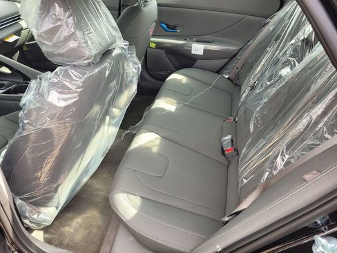 New 2026 Hyundai Elantra SEL Sport image 9